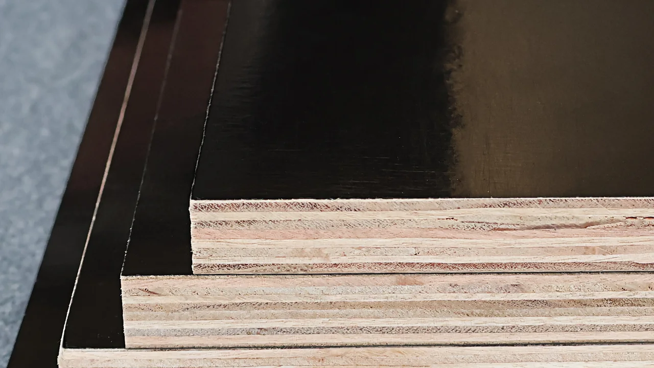 グロスフィルム合板 core detail