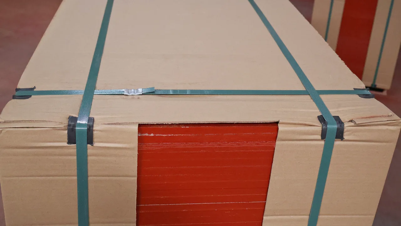 日本向けフィルム合板 packing side detail