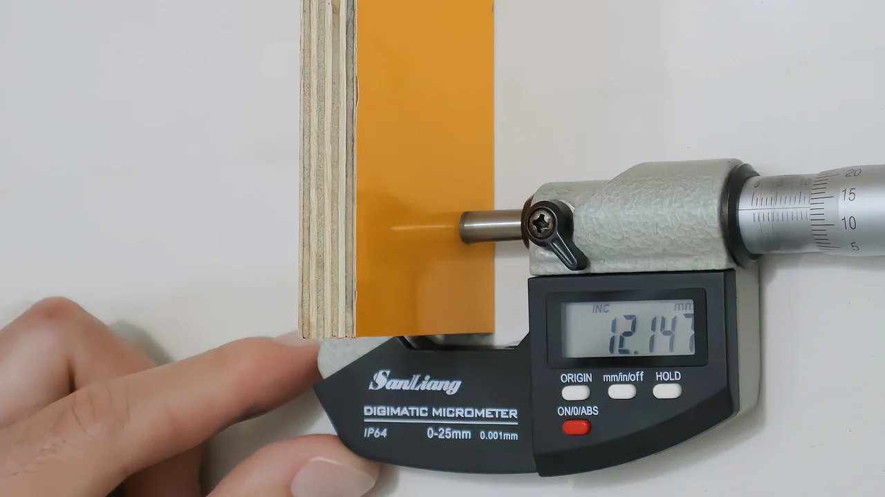 日本向けフィルム合板 thickness inspection detail